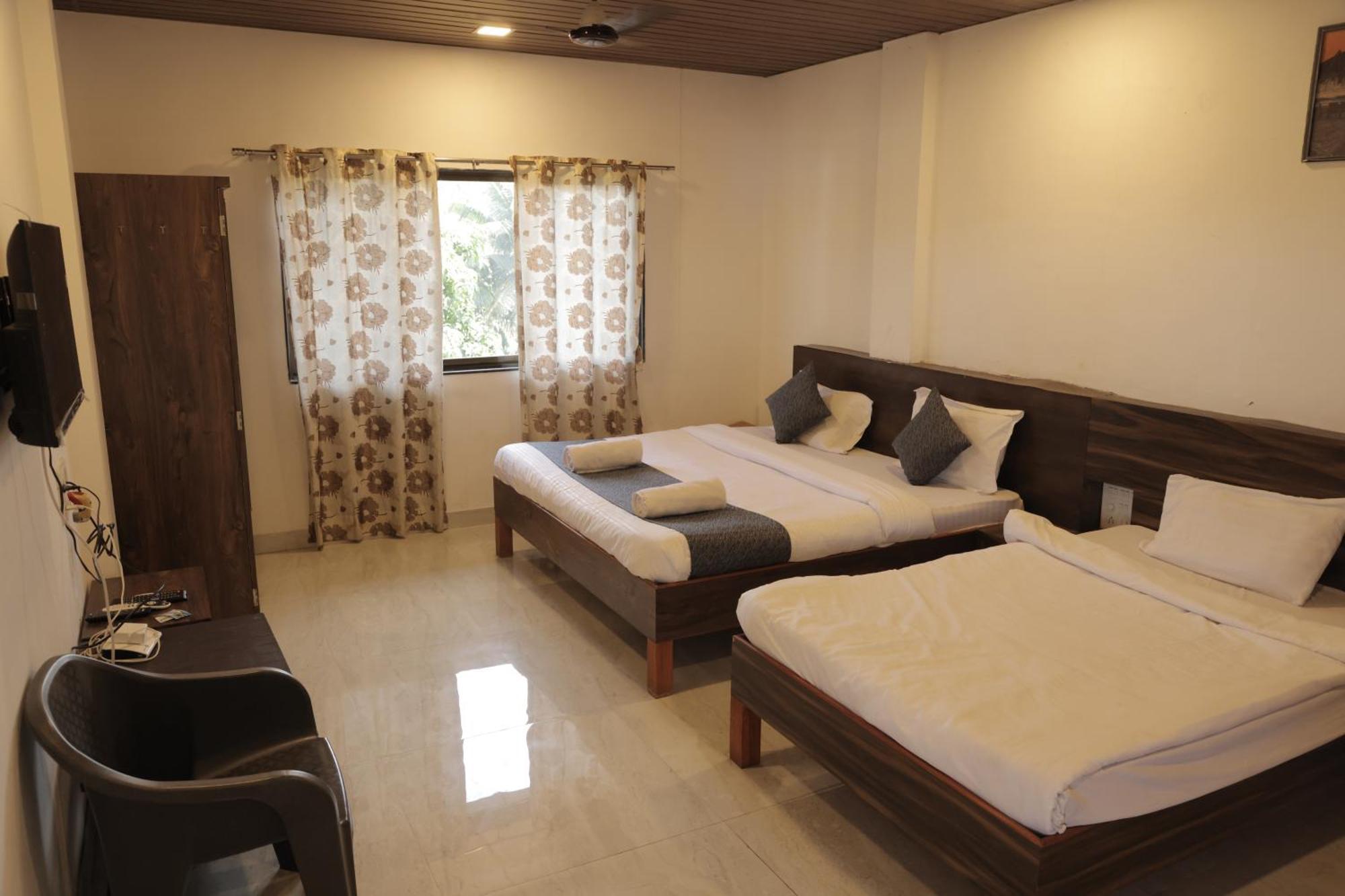 Anant Villa & Resorts Нагаон Екстериор снимка